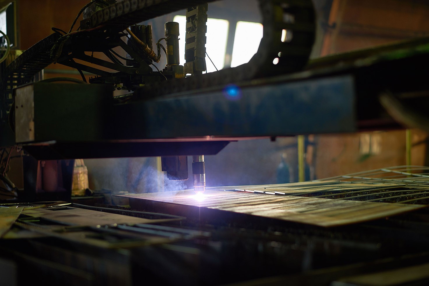 Metal cutting laser equipment